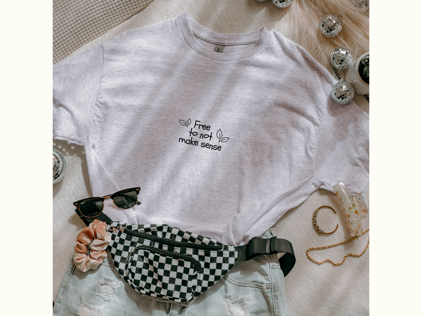 Free To Not Make Sense w. Leafs Tee - Be Your Authentic Self